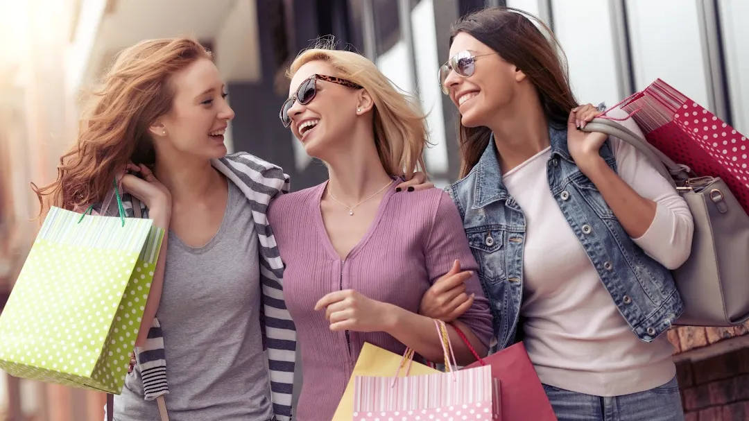 Buy & Deal: A Complete Guide to Smart Shopping and Online Deals